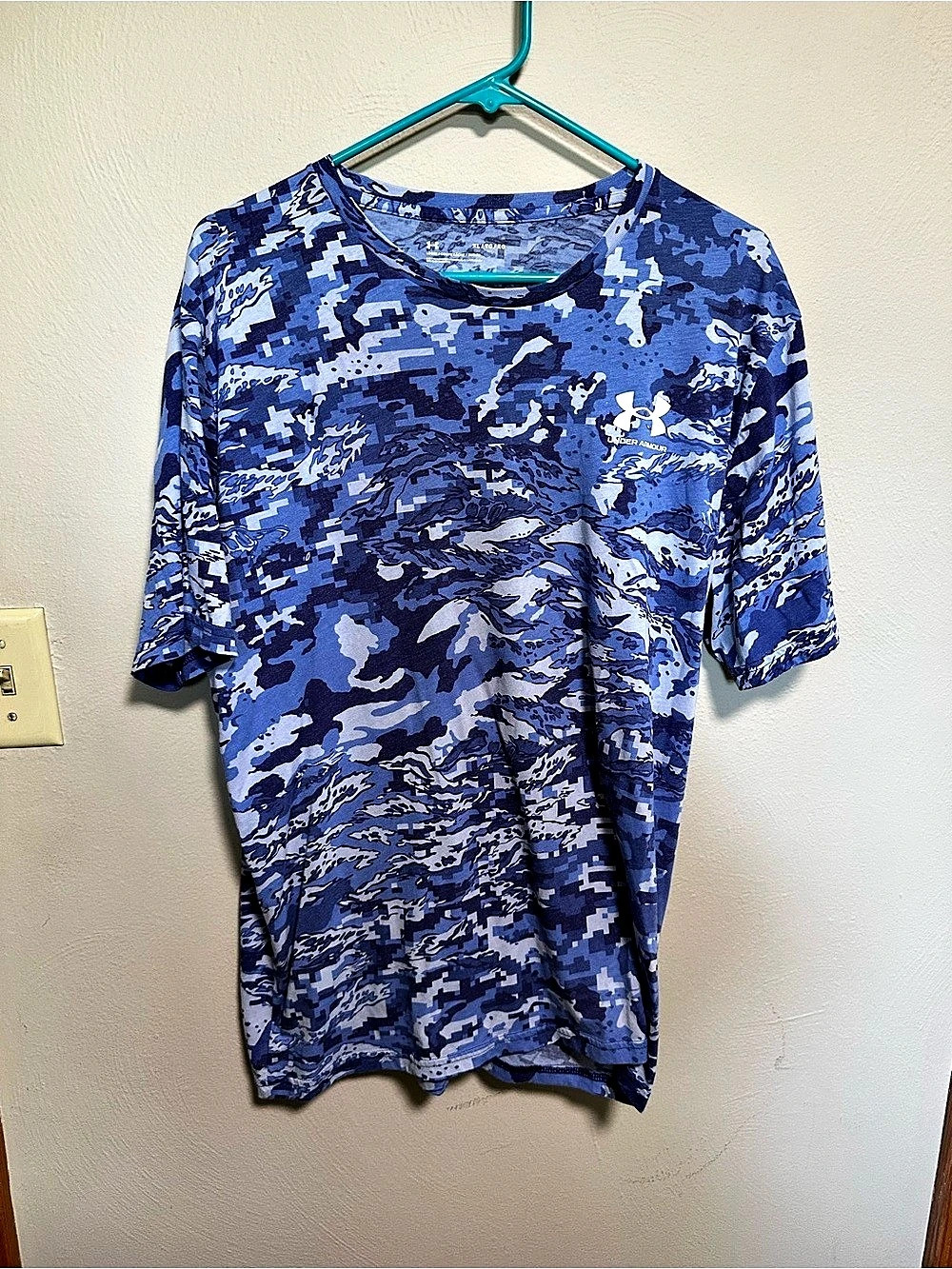 Under Armour ABC Camo Short-Sleeve T-Shirt Men's Blue & White XL